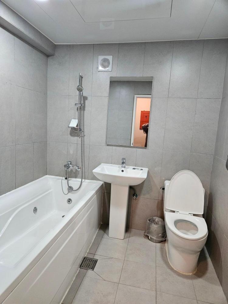 Hotel Junoh Сеул Экстерьер фото