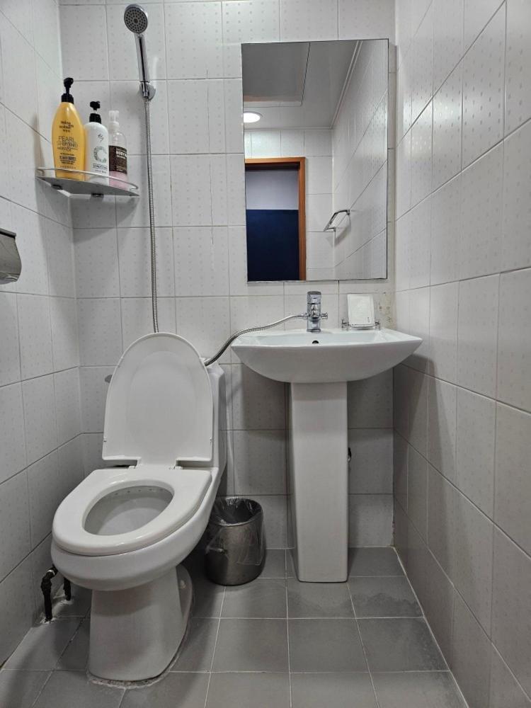 Hotel Junoh Сеул Экстерьер фото